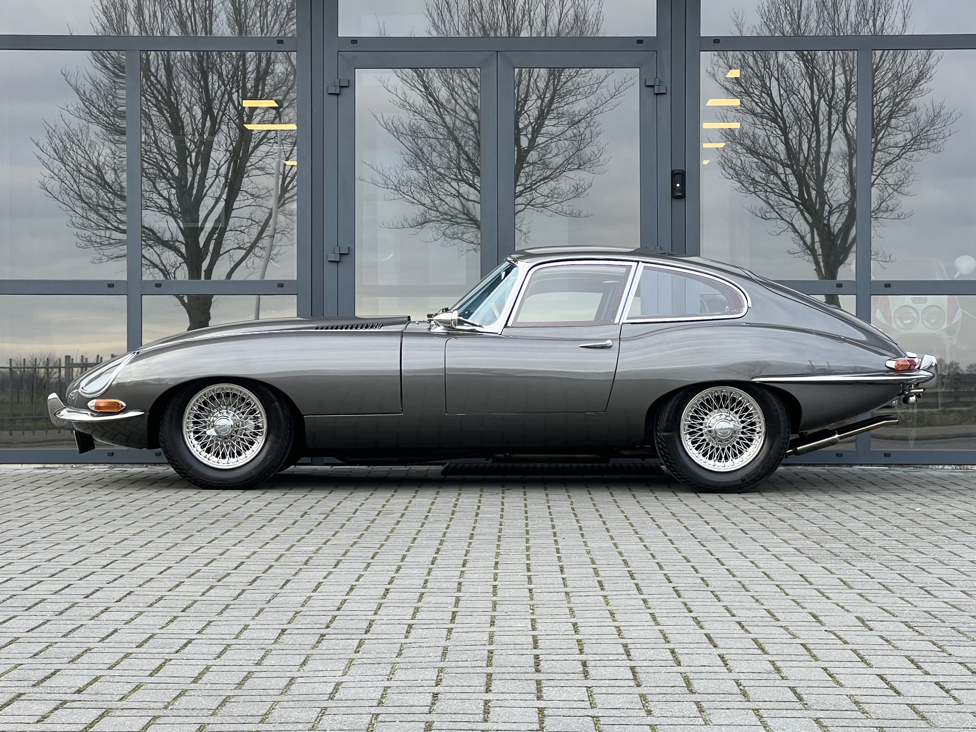 Jaguar-E-Type-Series 1 4.2 liter | Prijs op aanvraag-Auto Jonkman Berlikum