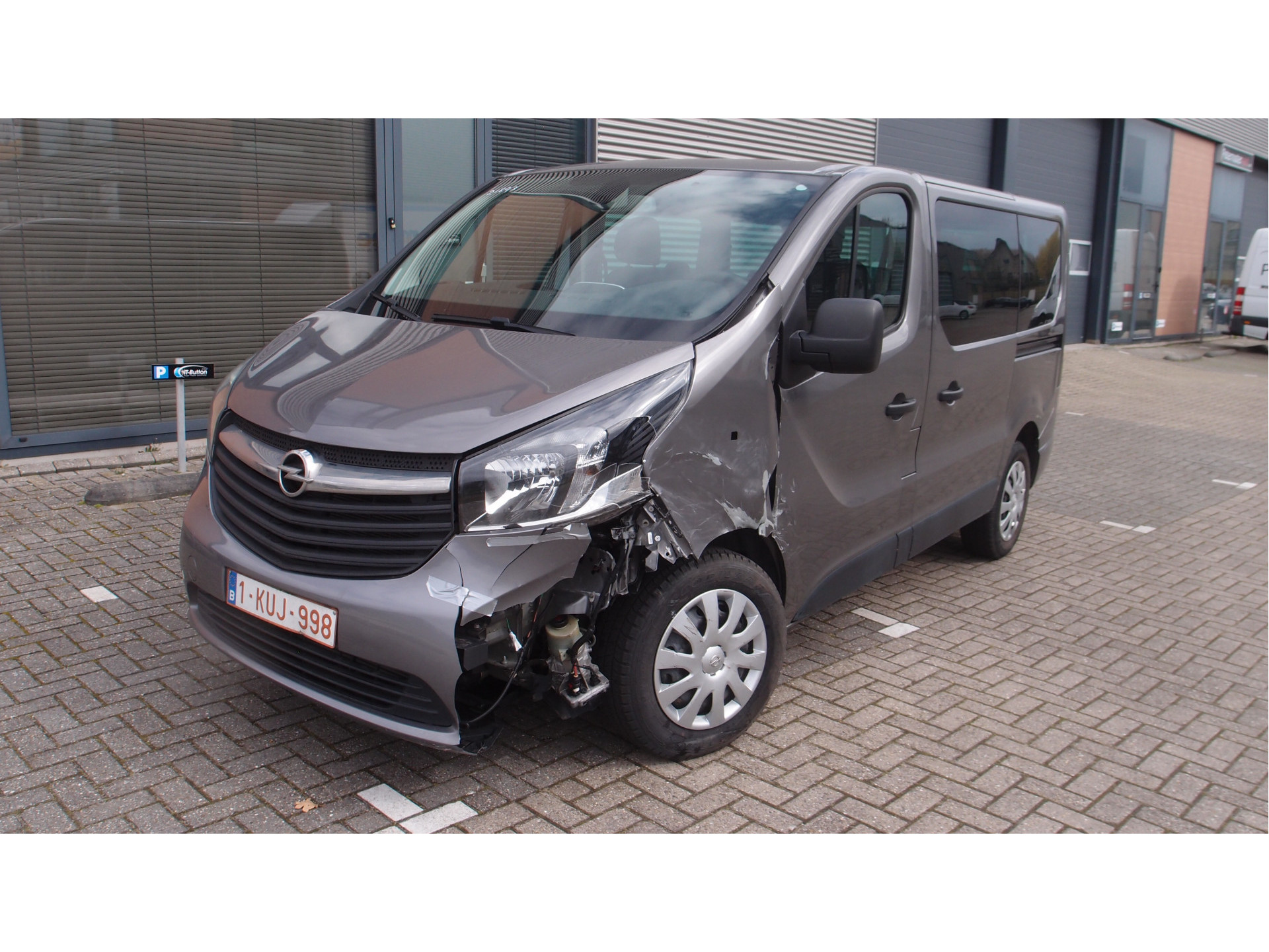 Opel Vivaro | Winkel bedrijfauto's