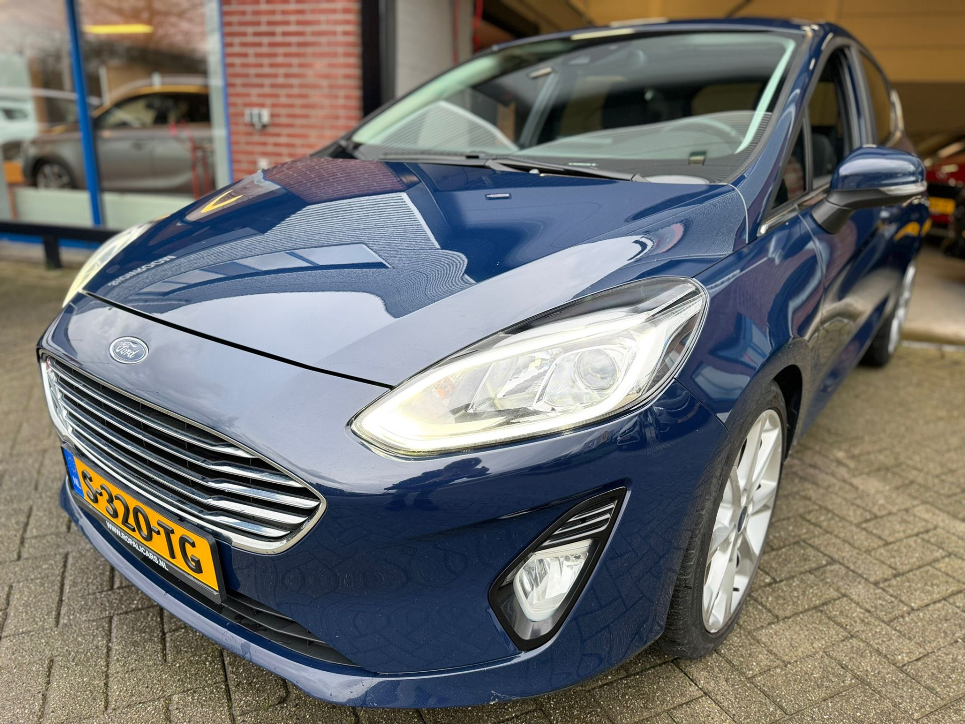 Ford-Fiesta-1.0 EcoBoost Titanium-ropalicars.nl