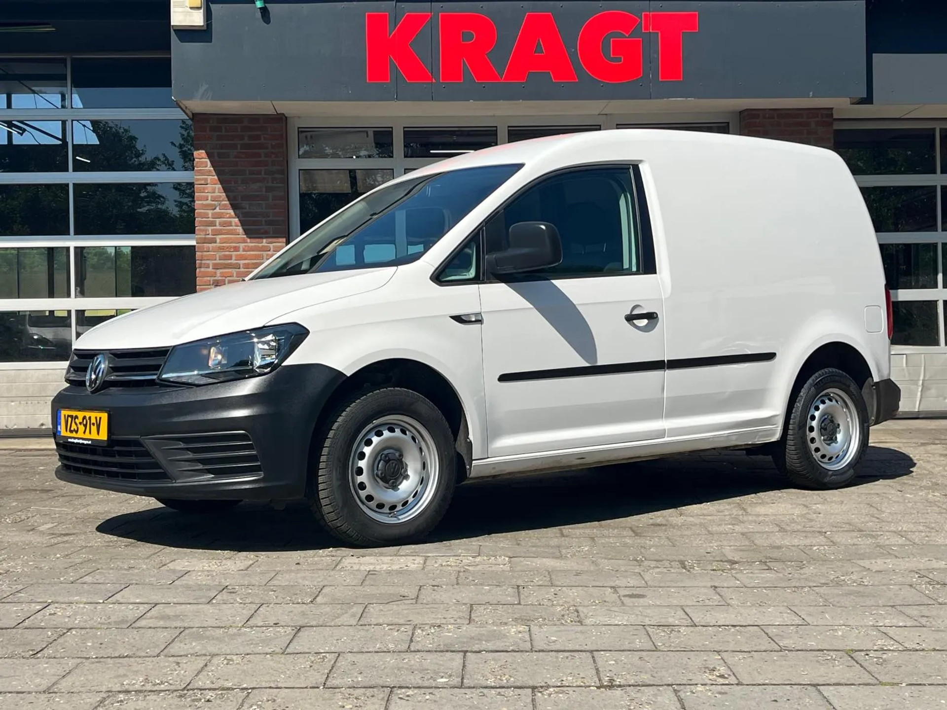 Volkswagen-Caddy-fairautolease.nl